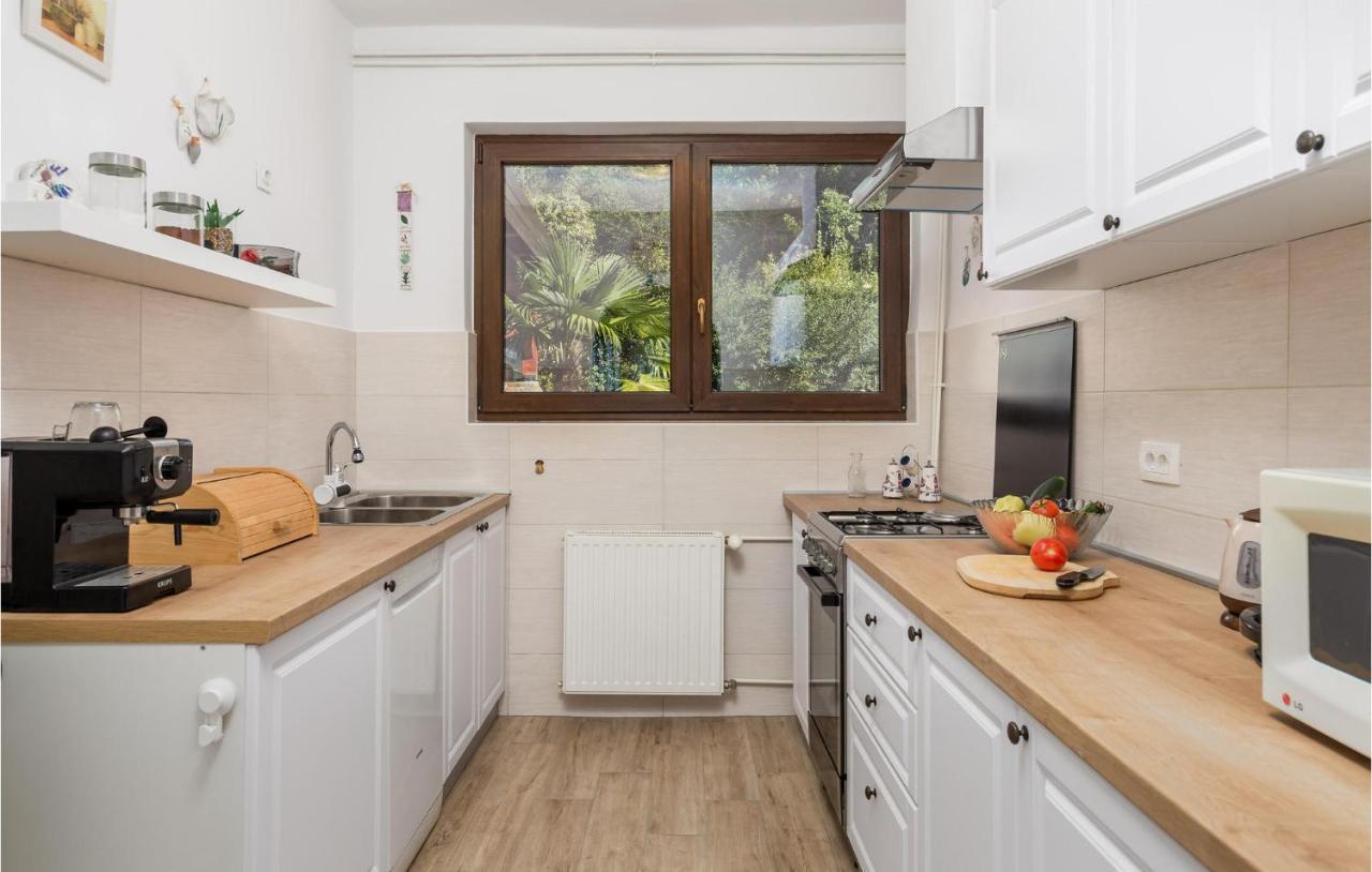 4 Bedroom Nice Apartment In Opatija Ngoại thất bức ảnh